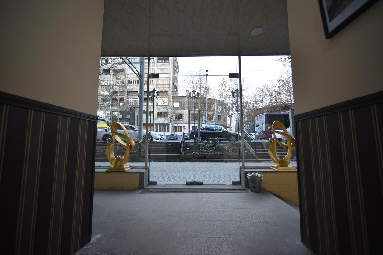 Yerevan Inn Hostel Esterno foto
